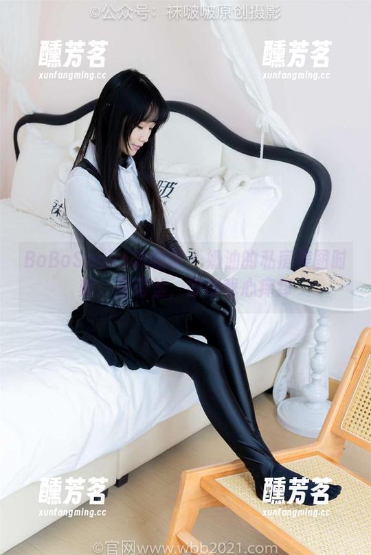 BoBoSocks袜啵啵 - 奶油的私房美图时刻：薄肉丝，撩得我心痒痒