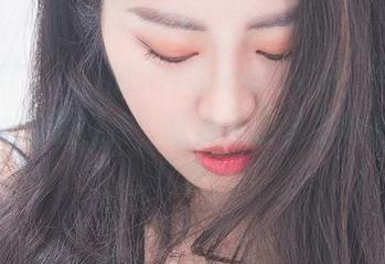 Dami(퀸다미)的ArtGraviaVol，完全是让人心动的图库，让我不由自主地想多看几遍！