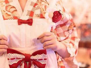 Feilin嗲囡囡 – SiByl李思宁的护士写真：免费享受这股清新脱俗的诱惑！