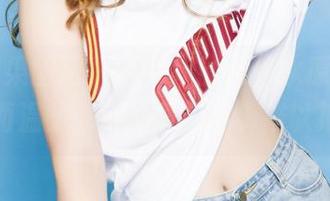 GIRLT果团网 – 裴希西的死库水原图，凶猛而温柔，这种吸引力真难以抵抗