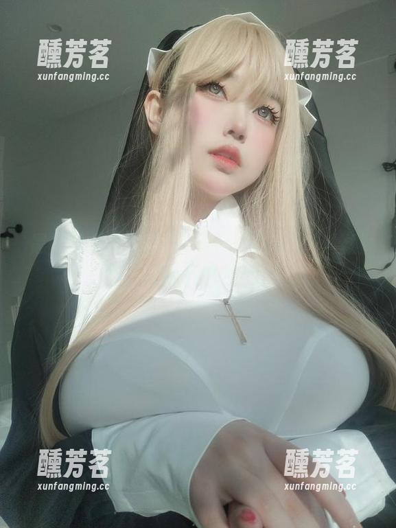 黑丝兔女郎K酱cos，高清捕捉每一丝魅力，果然不愧为女神。