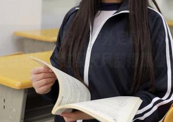 MFStar模范学院 – 户外定制，SiByl李思宁任性出游，结果被风刮得跟仙女似的！