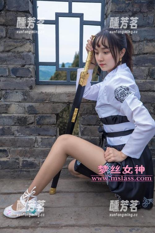 MSLASS梦丝女神 - 小茶的内在纯：私拍资源的梦幻旅程！