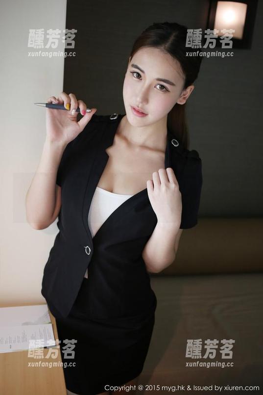 MyGirl美媛馆 - 谁能告诉我Evelyn艾莉双人高清写真集里到底藏了什么？