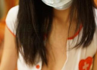 ROSI长筒黑色丝袜美图，资源太撩人，不点赞真心说不过去！