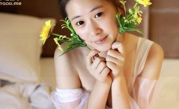 TGOD推女神 – 图包更新！刘奕宁Lynn与灰丝的甜蜜邂逅，心情瞬间被点亮。