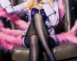 TouTiao头条女神 – 当李温柔穿上职业装：她的高清图包可比女强人更吸引！