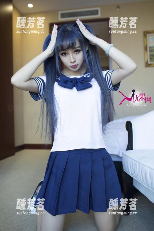 UGirls尤果网 - 网袜与王语纯的日常：原图，有点小迷离