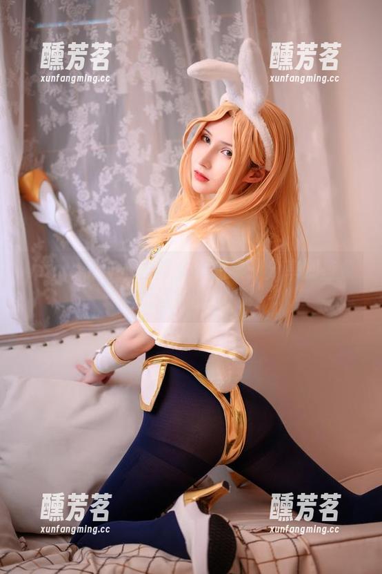 Vams子 Vams子与她的修女作品集:分享那些禁忌而逗趣的瞬间!