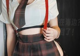 Xiuren秀人网 – 看熊小诺在海边？我有点被她的海洋魅力迷到了！