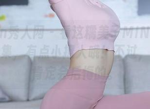 Xiuren秀人网 – 看这糯美子MINIbabe黑色图集，有点小撩人哦！不过，不下载肯定会后悔的。