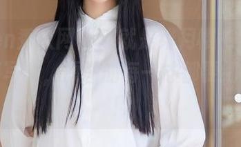 Xiuren秀人网 – 这就是绯月樱-Cherry的短裤写真，原图的每一寸都要细细品味！