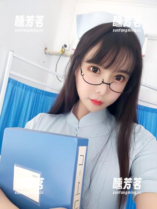 亚马逊鲶鱼的雨后家政写真，壁纸让你瞬间想躺平！