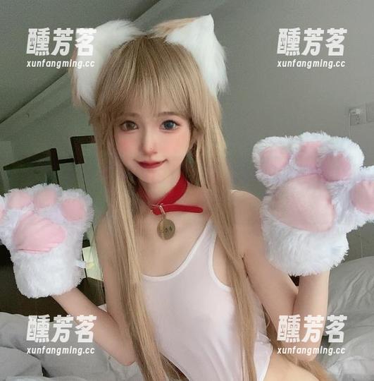 倦倦喵写真资源讨论：露背裙的时尚意义到底在哪？