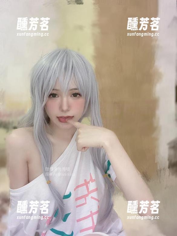 哈喽，倦倦喵带你看兔女郎写真，丢掉的不是烦恼，是严肃！