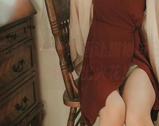 独特的定制，兔玩映画让旗袍与狂野在图片中碰撞出火花！