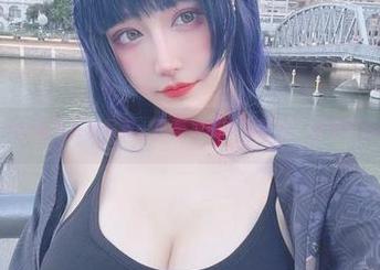 啾小妍Deer的死库水写真：图集里的水花四溅，真想变成那一滴！