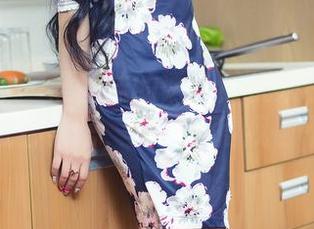 头条女神 – 黑丝袜的诱惑！快来看看张梓柔的壁纸合集吧，真是看得我目不转睛！