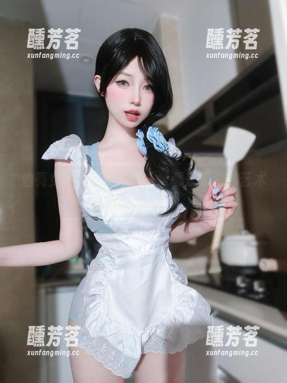 油亮女主K全集：每一张都是光滑的艺术！