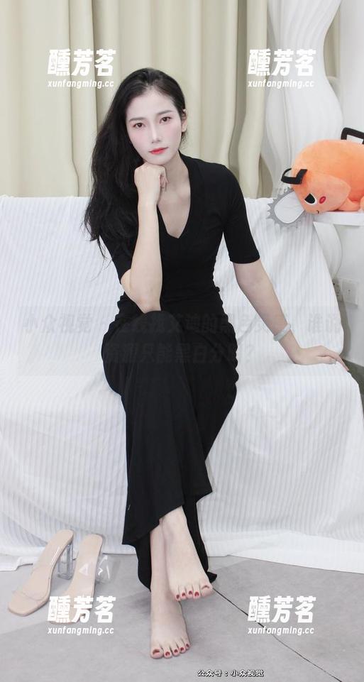 小众视觉-艾迪 小众视觉 - 在线找艾迪的黑色灵感,谁说资源只能黑白分明?