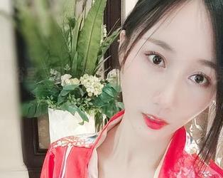 微密圈 – 浴室，不只是洗澡的地方！小玉吃果冻作品解锁图包新境界！