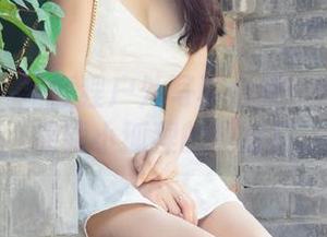 尤果网 – 孟狐狸户外写真合集：当大自然遇到小狐狸的调皮！