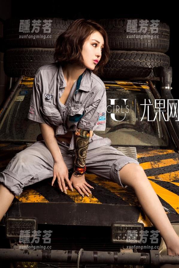 尤果网 - 长腿？太好了！王语纯的免费图集等你来解锁，越看越想再看！