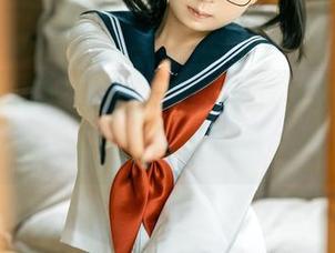 听说幼水铃衣的双马尾图包是免费的，谁能抗拒这么可爱的诱惑？