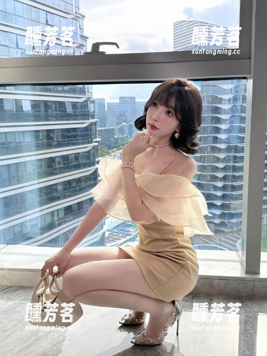 微密圈 - 看徐莉芝Booty的蓝色妖姬——原图下载快闪，不然我一个人欣赏就太没意思了！