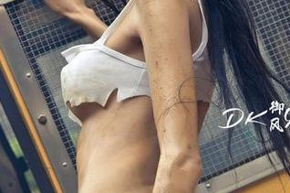 推女神 – 高清Kiren_程程程：裸足灵动分享，真是个小妖精