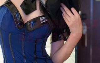 推女郎 – 看了王根星熙的女仆写真，下载简直成了自虐项目