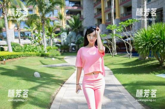 推女郎 - 连欣姐姐的写真全集：快来围观，这可是‘图’文并茂哦！