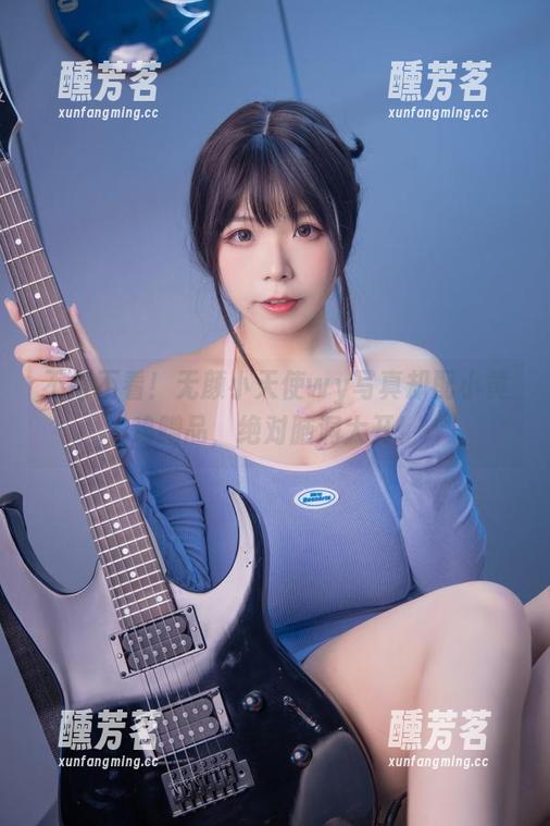 不得不看！无颜小天使wy写真却配小黄鸡赠品，绝对脑洞大开！