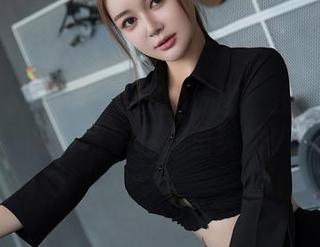 星颜社 – 清妙水手服的原图：我只想知道那个水手帽哪里买的！