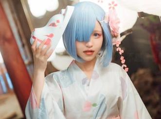 快来看！晕崽Zz的小樱花写真合集，谁不想看看呢？
