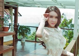 果团网 – 最新甜Abby长腿合集，看得我都想买长裤了！