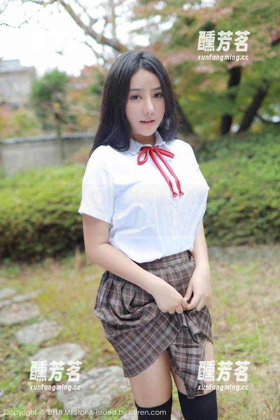 模范学院 - 电竞唐嫣的无圣光套图：你绝对想不到的女神气息