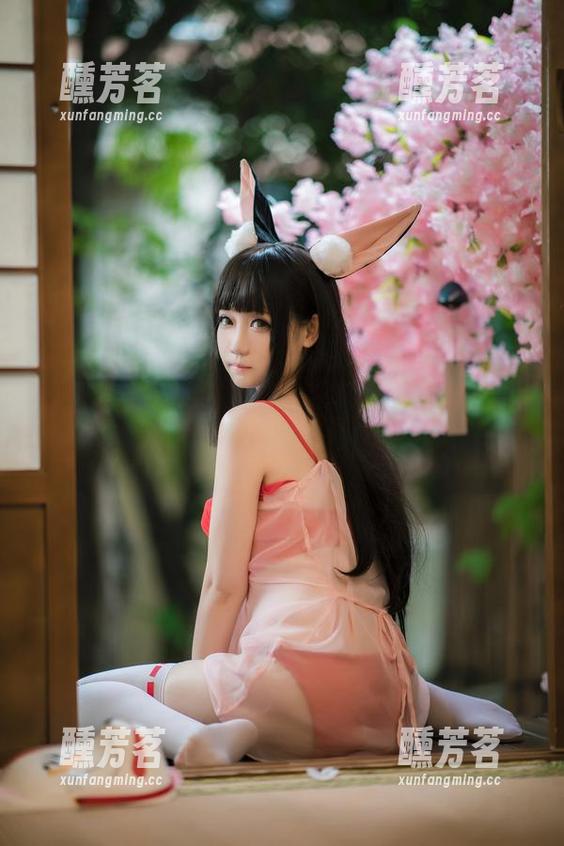 焖焖碳的秘密曝光！别犹豫，快来免费下载她的绝美写真！