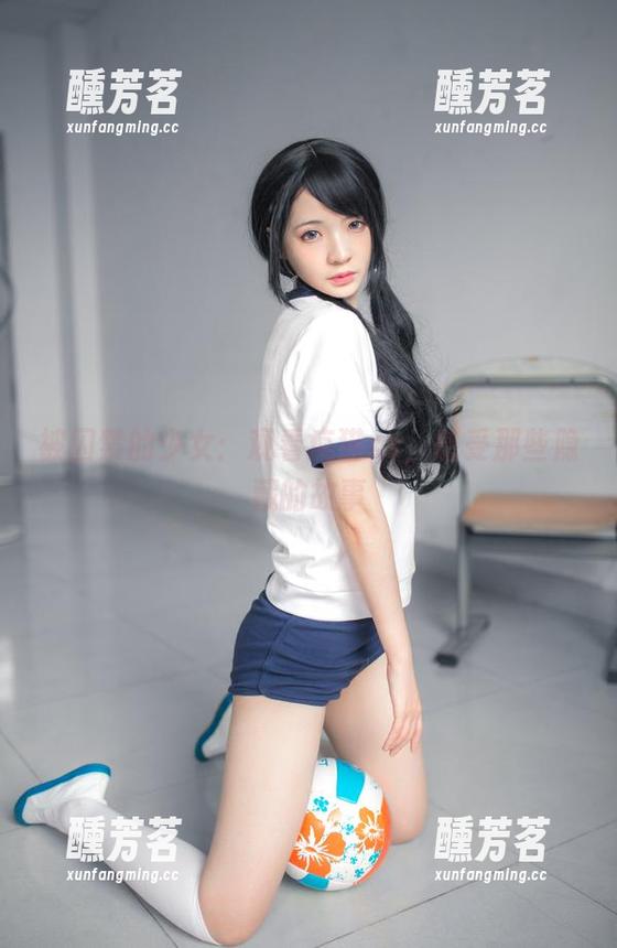 被囚禁的少女：观看疯猫ss，感受那些隐藏的故事