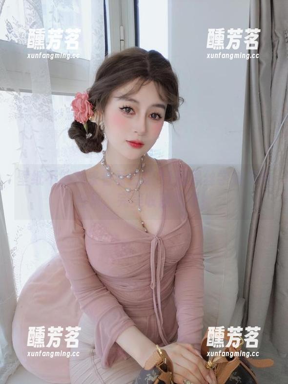 壁纸不够？来看看白银81的黑丝学妹新补合集，完美收割眼球！