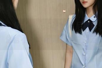 秀人网 – lingyu69让比基尼福利轻松升级：你信不信，阳光对她特别友好？