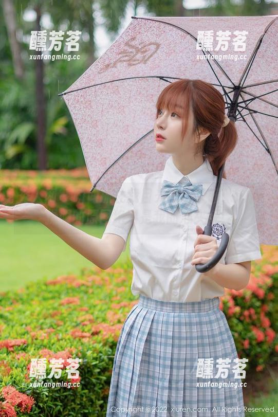 秀人网 - 瞬间抓住我目光的叶梦轩：这体操服的原图绝对是我的心头好！