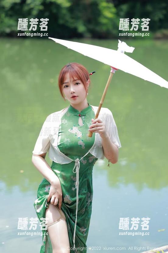 秀人网 - 最新套图，林文文yooki学妹：清新又撩人，等你来解锁。