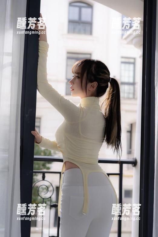 JK诱惑一触即发：看看米线线sama的原图怎样让你乐翻！