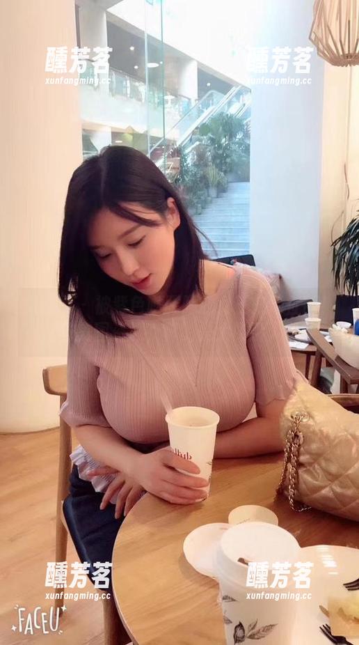 微密圈 - 被紫色哒豚豚的女王气场征服！这些美图资源，真的是太吸引人了。
