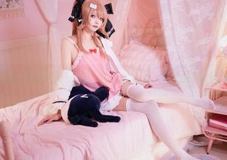 凑阿库娅的私服定制图集：艾西Aiwest版的时尚黑色幽默！