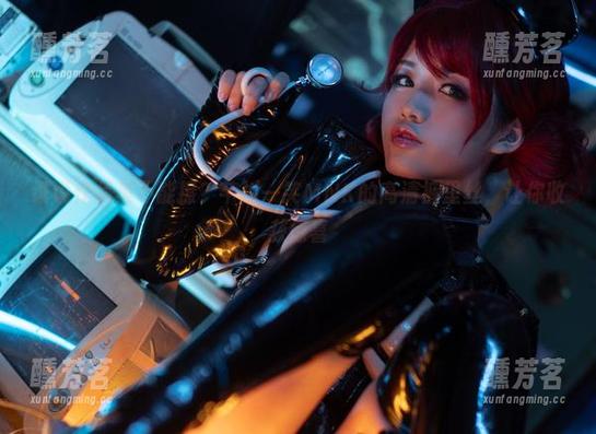 谁说作品集不能撩？芊川一笑MNK的高清裤里丝，让你收获惊喜