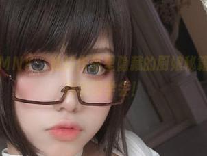 芊川一笑MNK：私拍作品里隐藏的厨娘秘籍，想知道我都没学会！