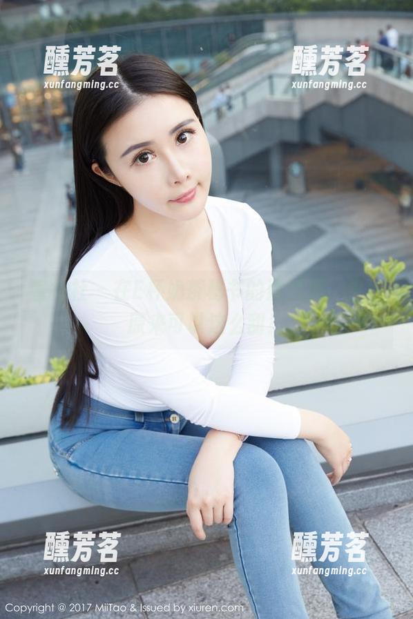 蜜桃社 - 在E杯奶茶秘书的照片里，生活原来可以这么甜！
