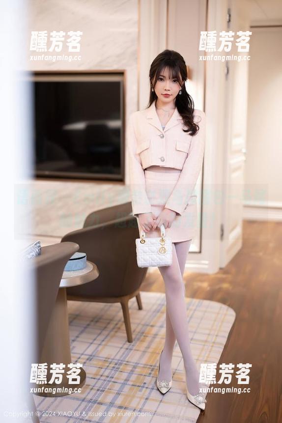 语画界 - Emily顾奈奈双马尾图包—马尾的魅力，超越了我的发量！